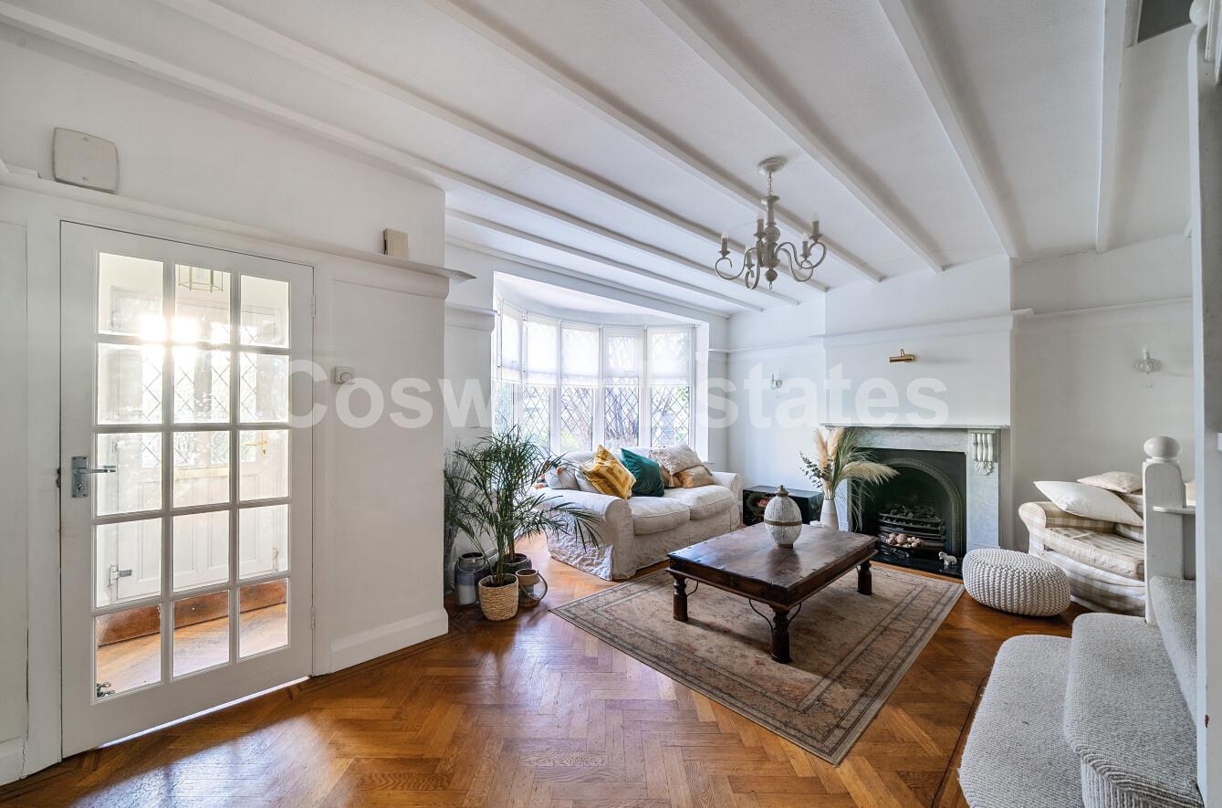 Copthall Gardens, Mill Hill, NW7, London
